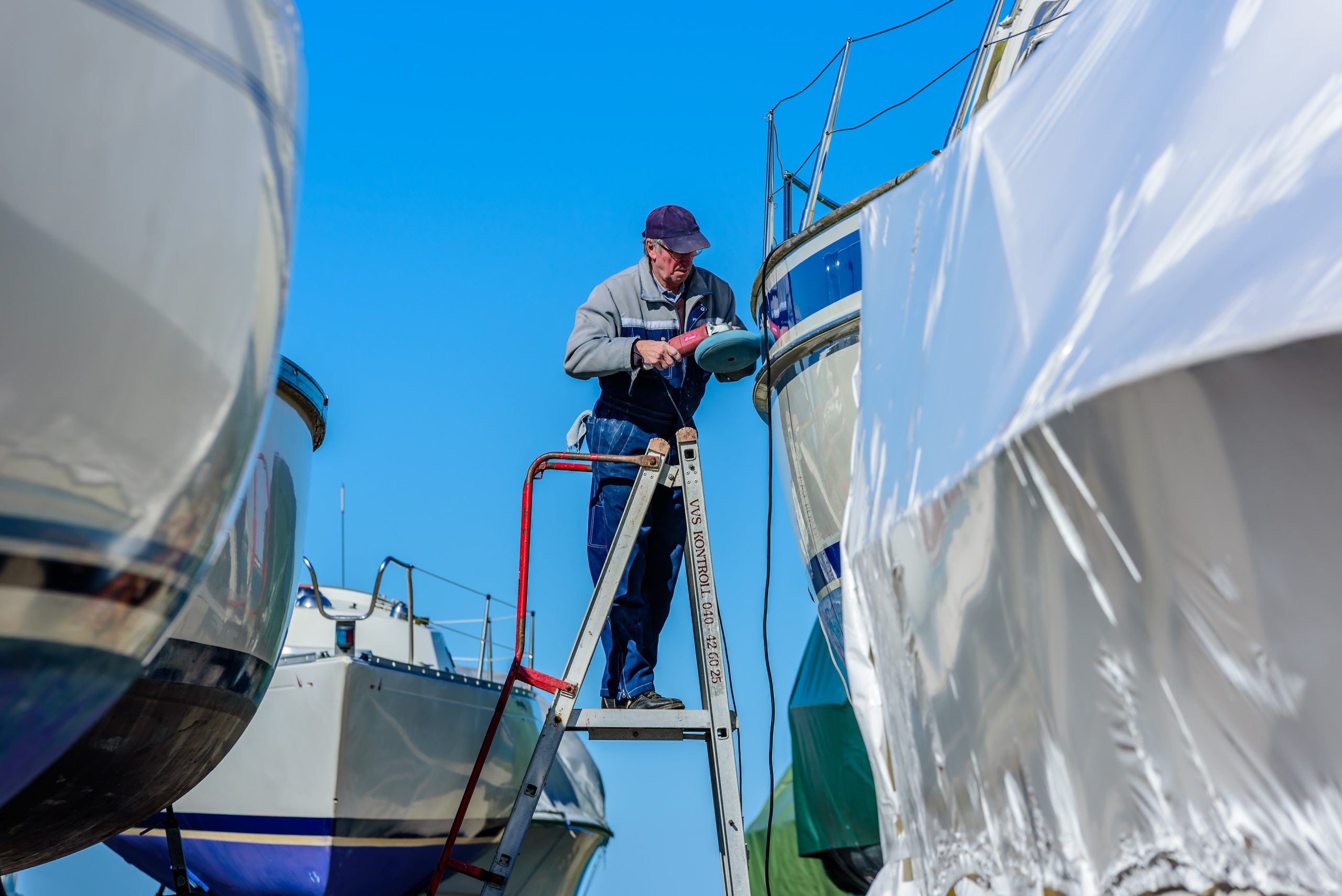 CEPILLO LIMPIEZA BARCO BLANDO PARA CUBIERTA